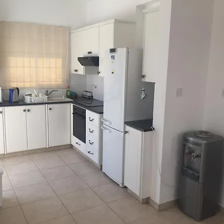 Sol Y Mar Malama Paralímni