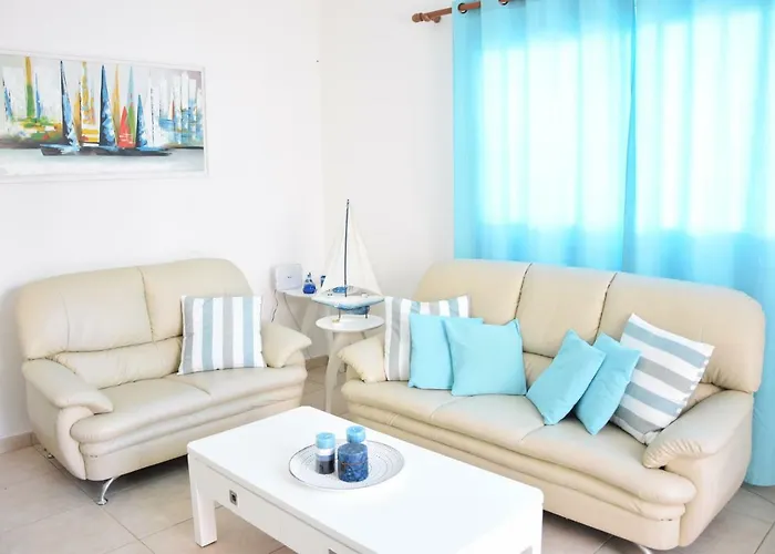 Sol Y Mar Malama * Paralimni